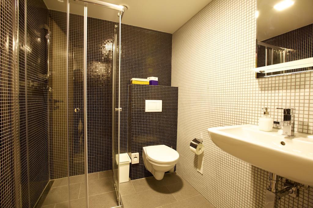Master Horse Club - Svojetice Hotel Bilik gambar